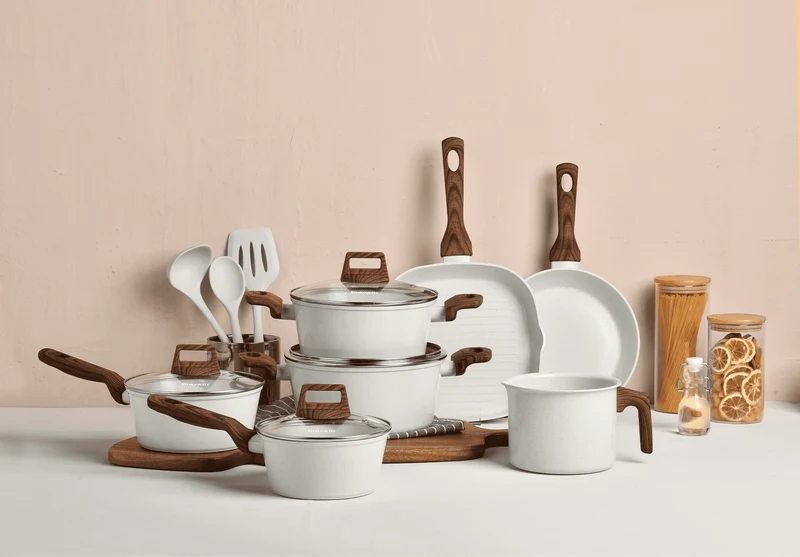 Bravallini cookware collection